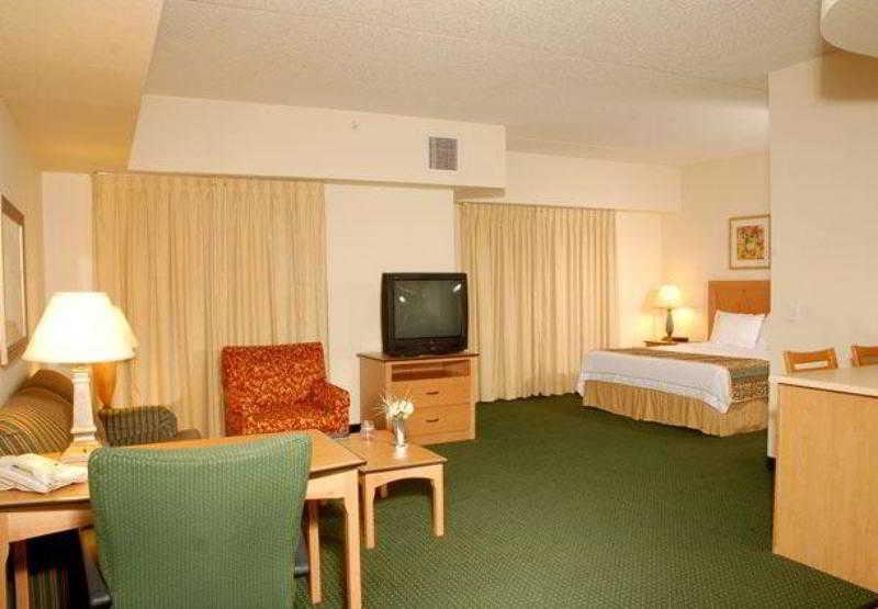 Sonesta Es Suites Phoenix Goodyear Exterior photo